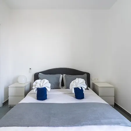 Villa By The 11